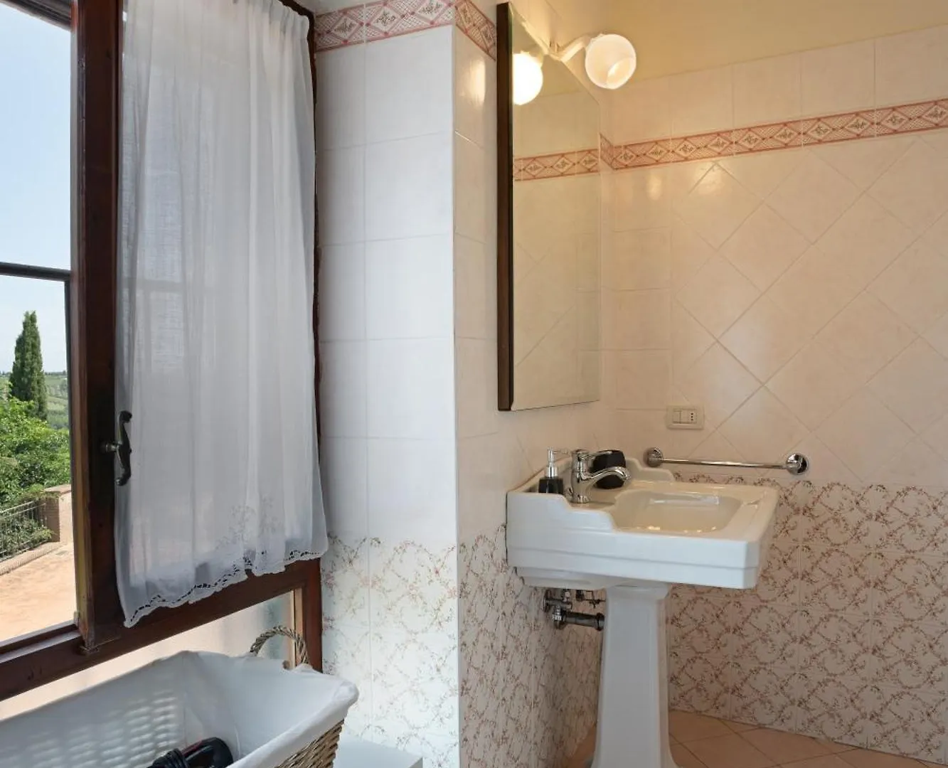 Agriturismo Castello Di Montauto San Gimignano Farm stay
