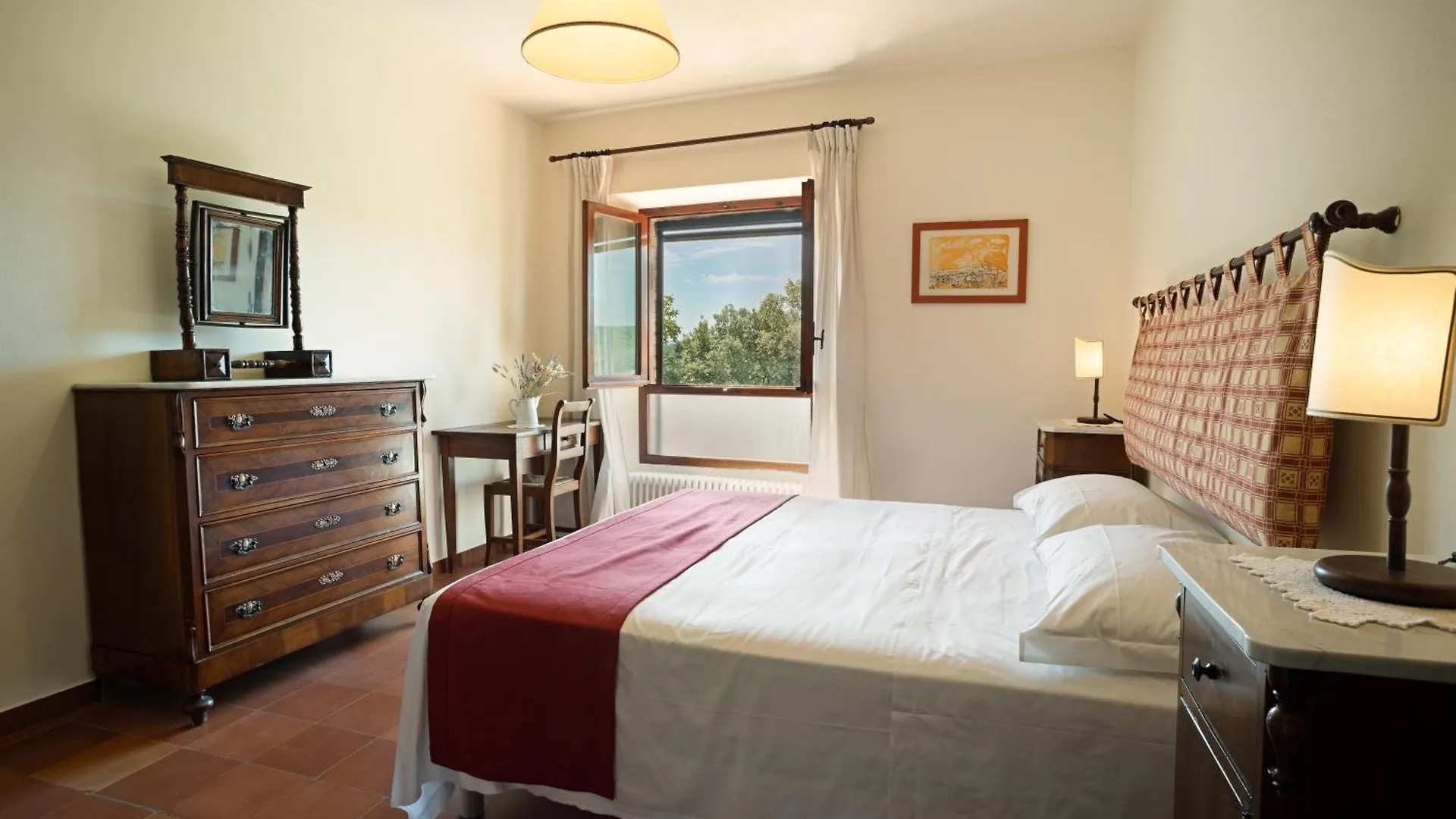 Farm stay Agriturismo Castello Di Montauto San Gimignano Italy